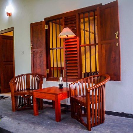 Shehani Beach Bungalow Tangalle Extérieur photo