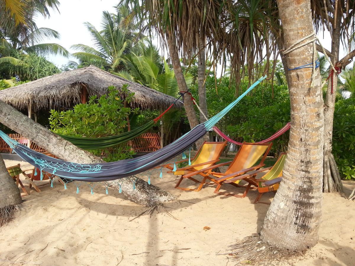 Shehani Beach Bungalow Tangalle Extérieur photo